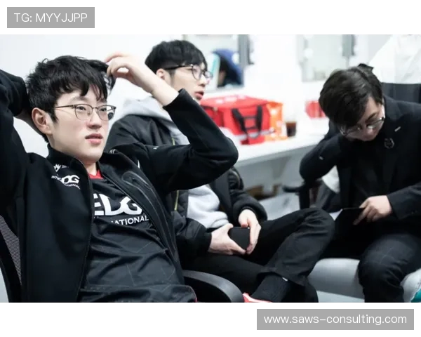 费城76人迎战强敌,全力以赴争夺季后赛席位激烈对决一触即发