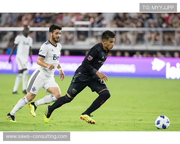 华盛顿连队迎战温哥华白帽队展开激烈较量争夺联赛积分和荣耀